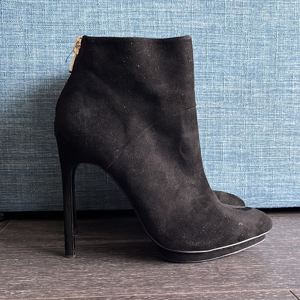 Zara Woman black heel booties - Picture 1 of 10